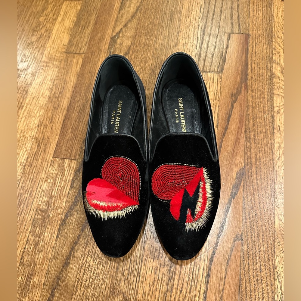 SAINT LAURENT HEART AMORE LOVE VELVET LEATHER FLAT SHOE LOAFERS